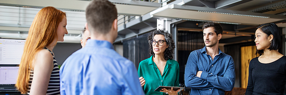 Entenda qual a importância e como promover a comunicação interna entre colaboradores