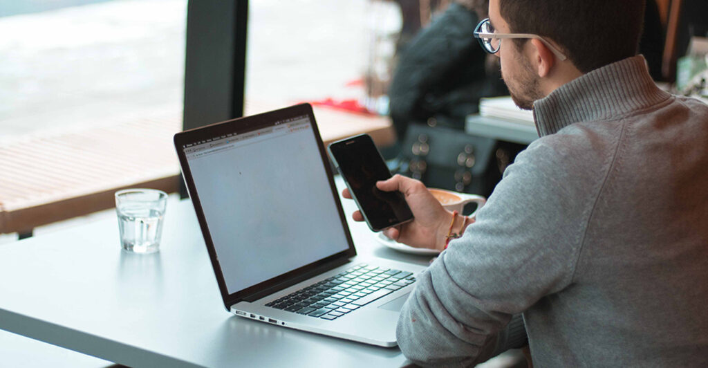 Como utilizar com segurança um mesmo dispositivo para trabalho e lazer?