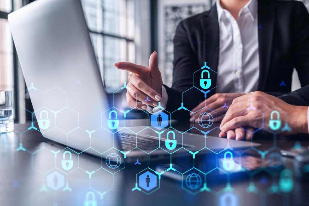 Equipes externas: como a empresa pode monitorar dispositivos móveis?