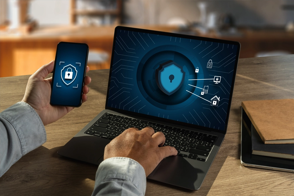 LGPD e dispositivos corporativos: o que sua empresa precisa garantir — e como fazer em escala